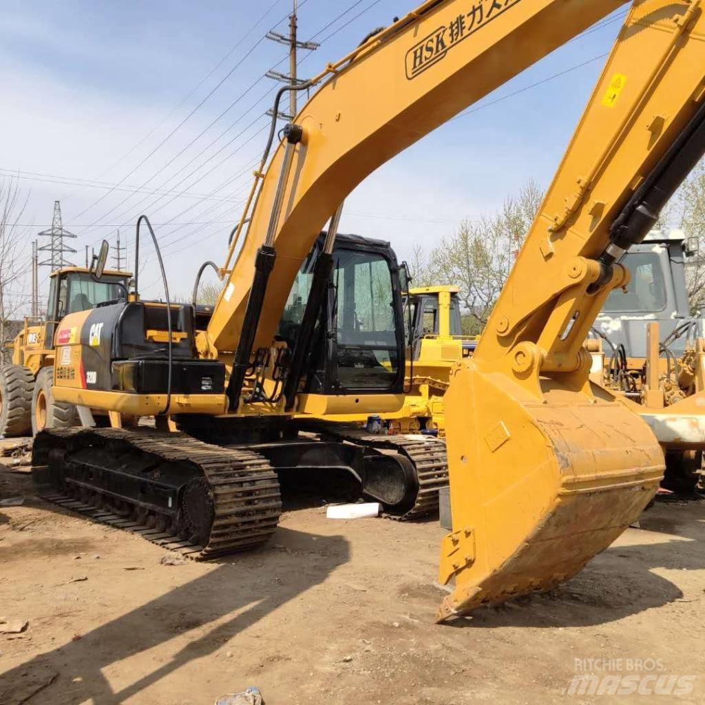 CAT 320D Gravemaskiner på larvebånd