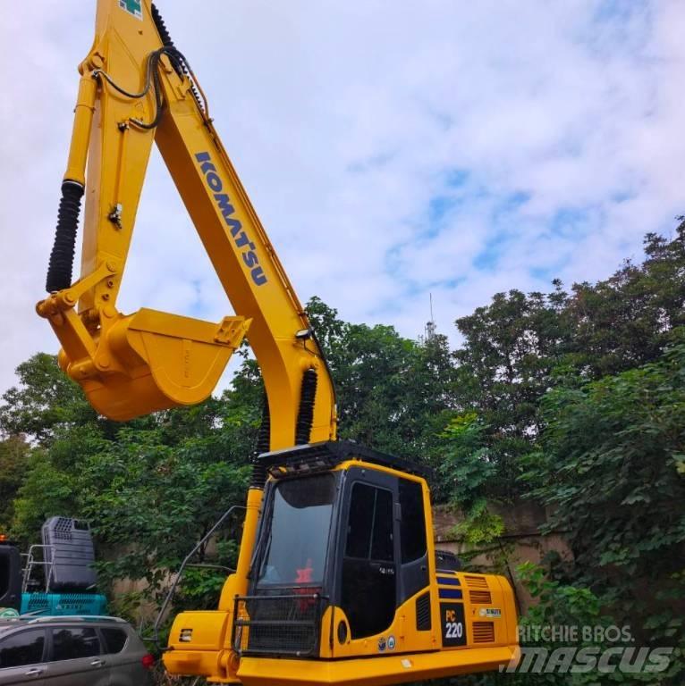 Komatsu PC 220-7 Gravemaskiner på larvebånd