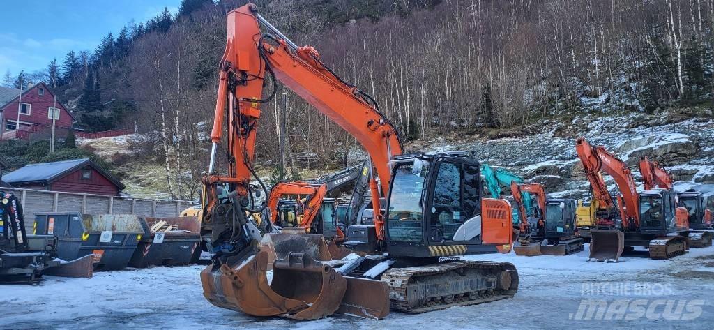 Hitachi ZX130LC-6 Gravemaskiner på larvebånd