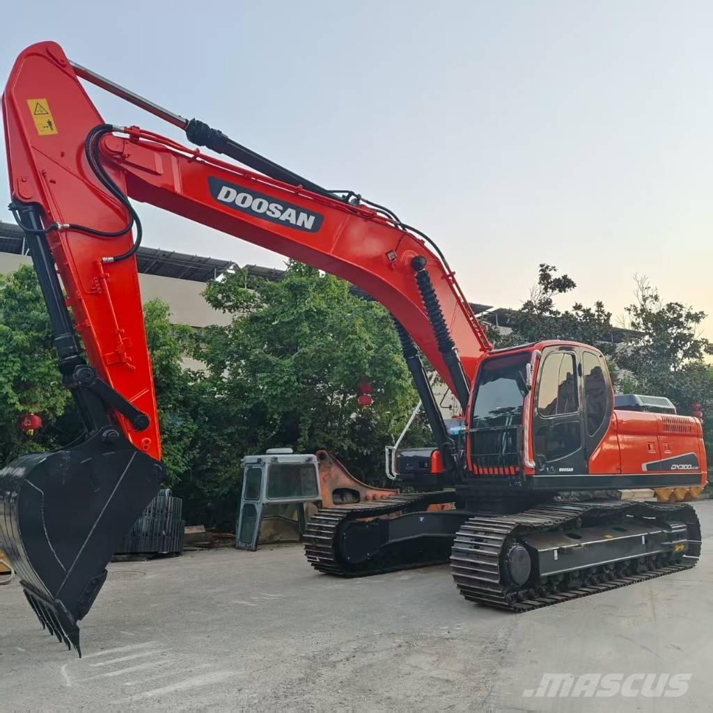Doosan DX 300 Gravemaskiner på larvebånd