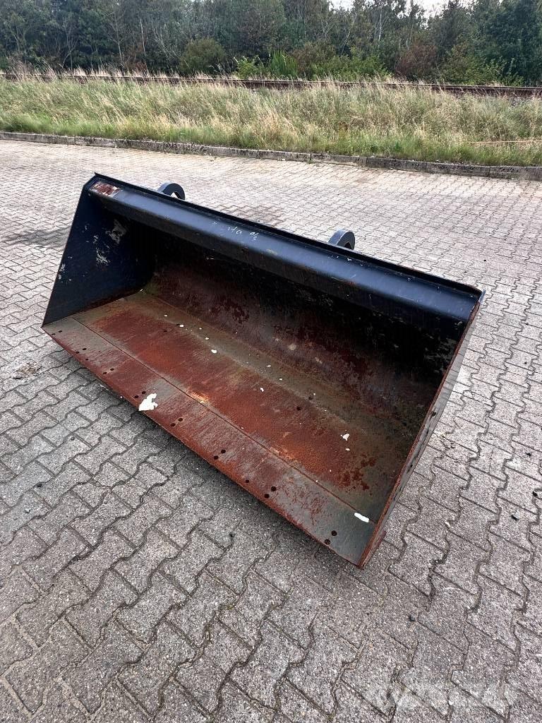 JCB Læsseskovl - 226cm Skovle