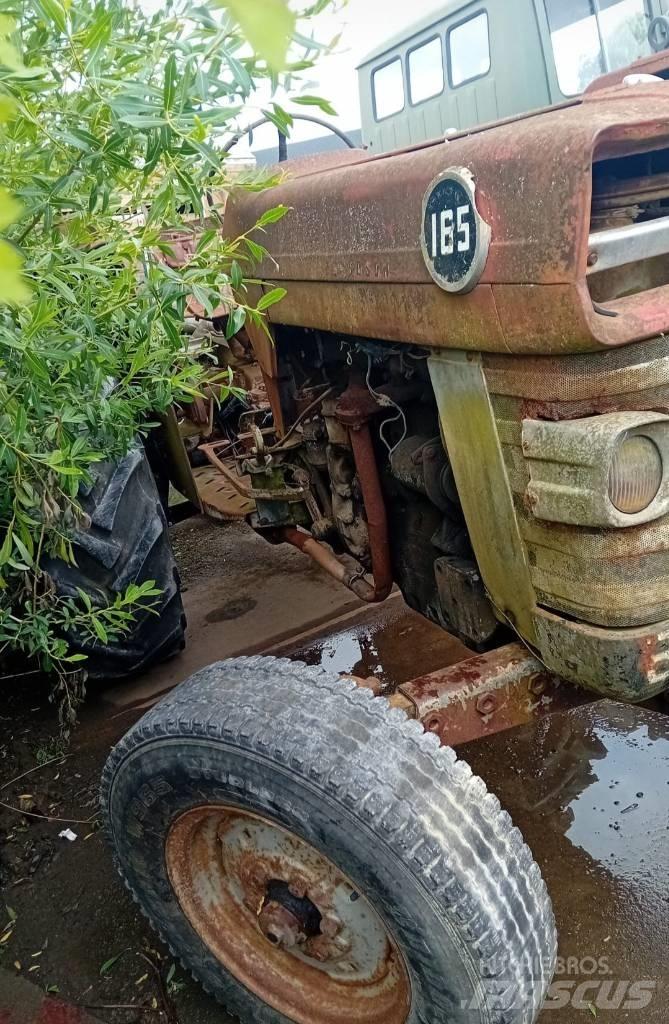 Massey Ferguson 165 Traktorer
