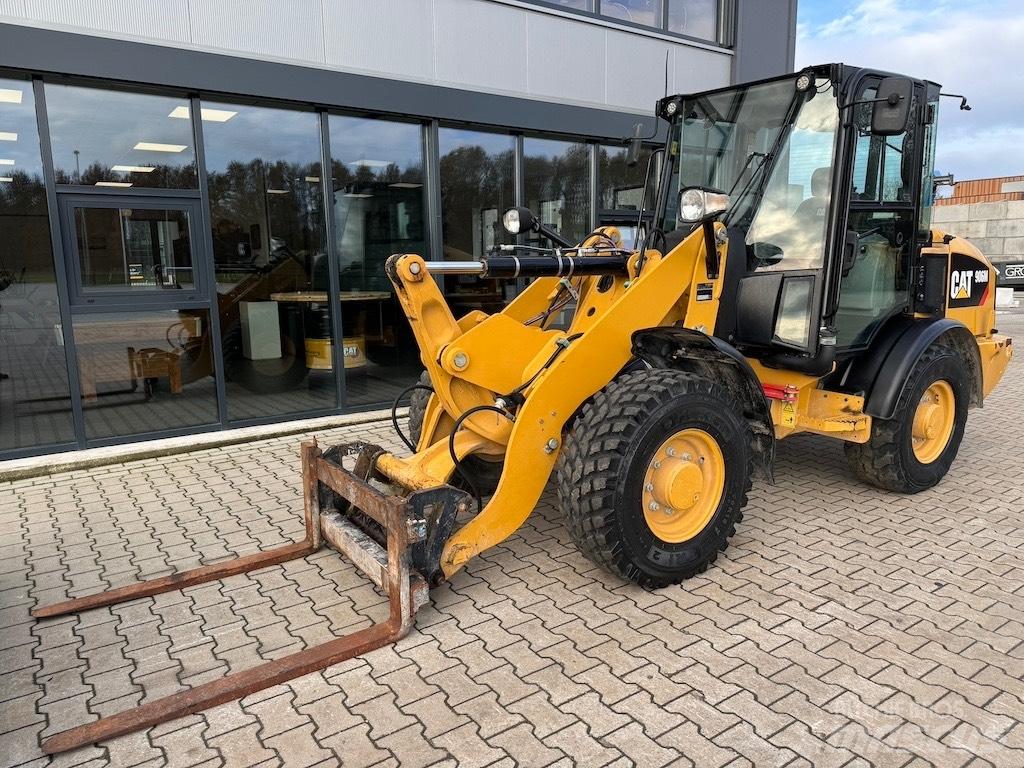 CAT 906M Læssemaskiner på hjul