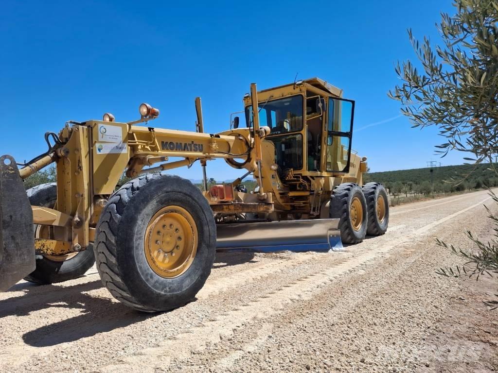 Komatsu GD 521 A-1E Entreprenør - Andet