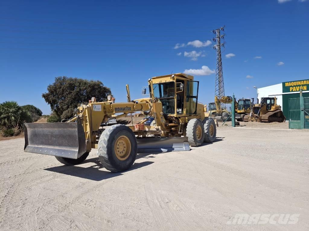 Komatsu GD 521 A-1E Entreprenør - Andet