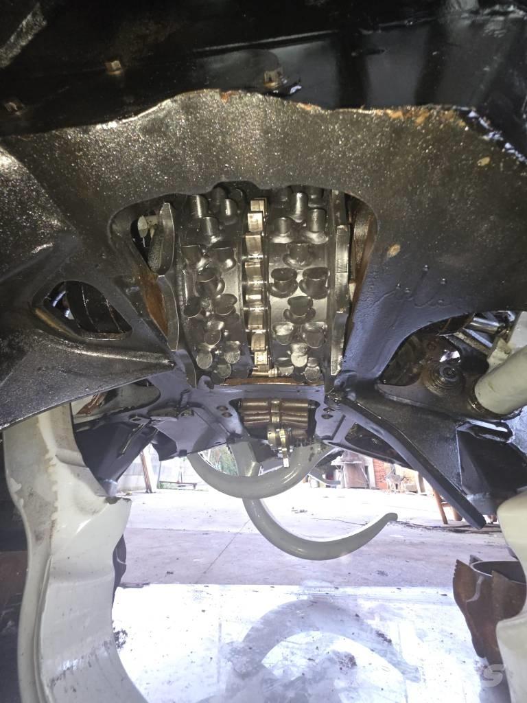 Komatsu C 124 Skæreborde