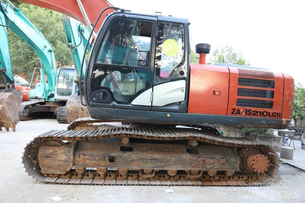 Hitachi ZX 210 LC-6 Gravemaskiner på larvebånd