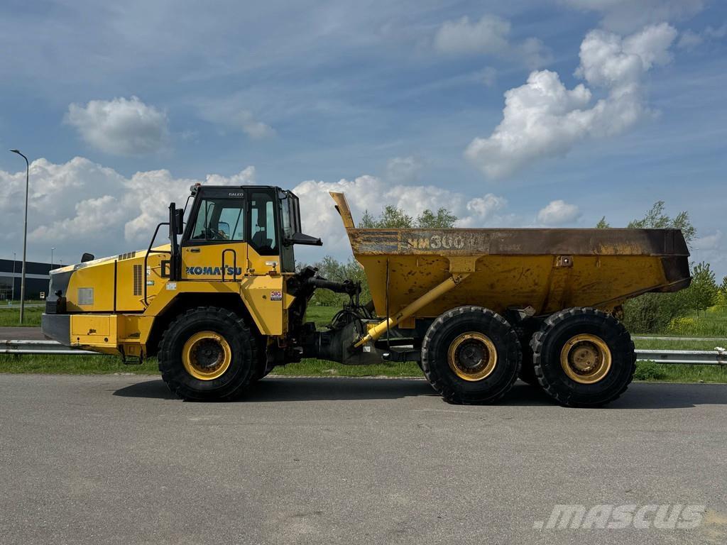 Komatsu HM300-2 Terrængående lastbiler