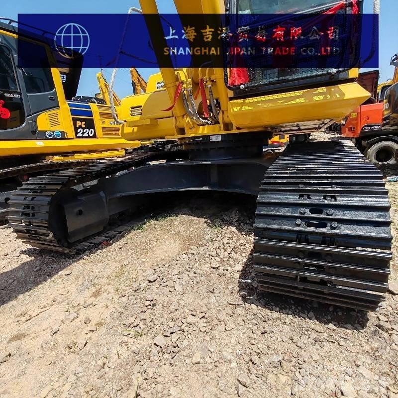 Komatsu PC 220 Gravemaskiner på larvebånd