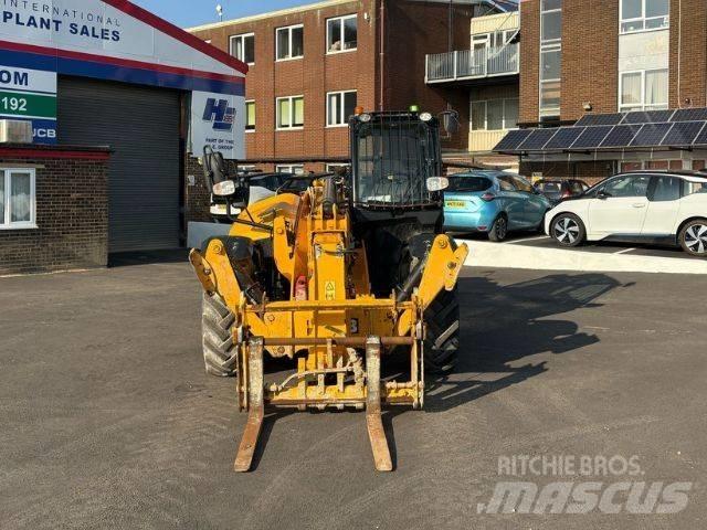 JCB 535-125 Teleskoplæssere