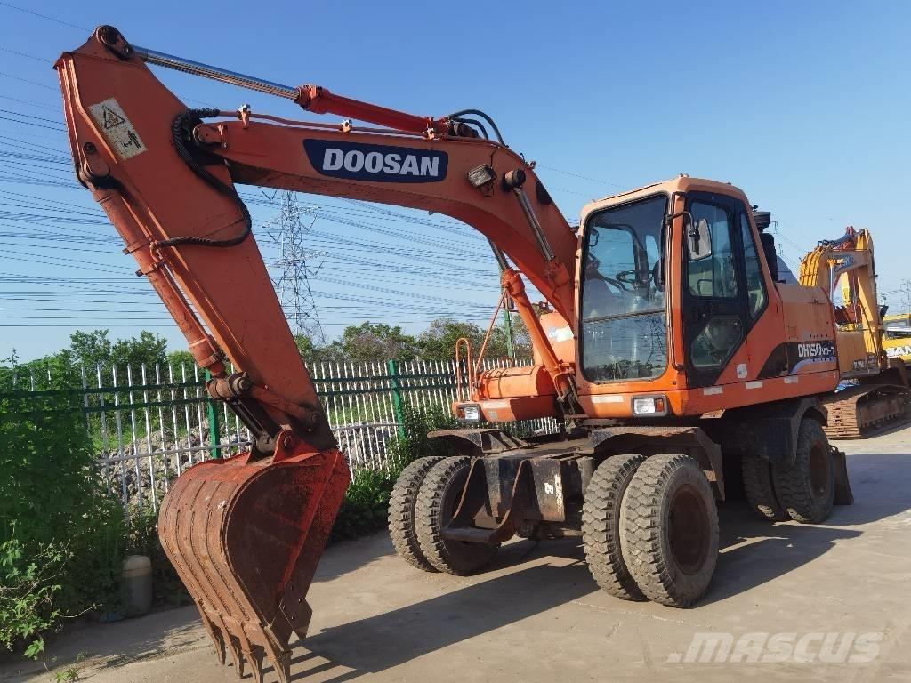 Doosan DH150W-7 Gravemaskiner på hjul