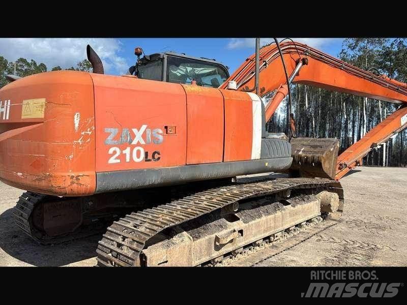 Hitachi ZX210LC-3 Gravemaskiner med lang gravebom