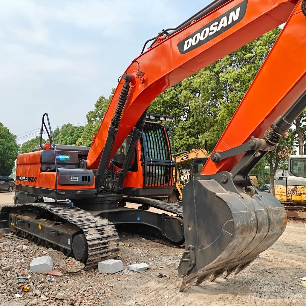 Doosan DX225-9C Gravemaskiner på larvebånd