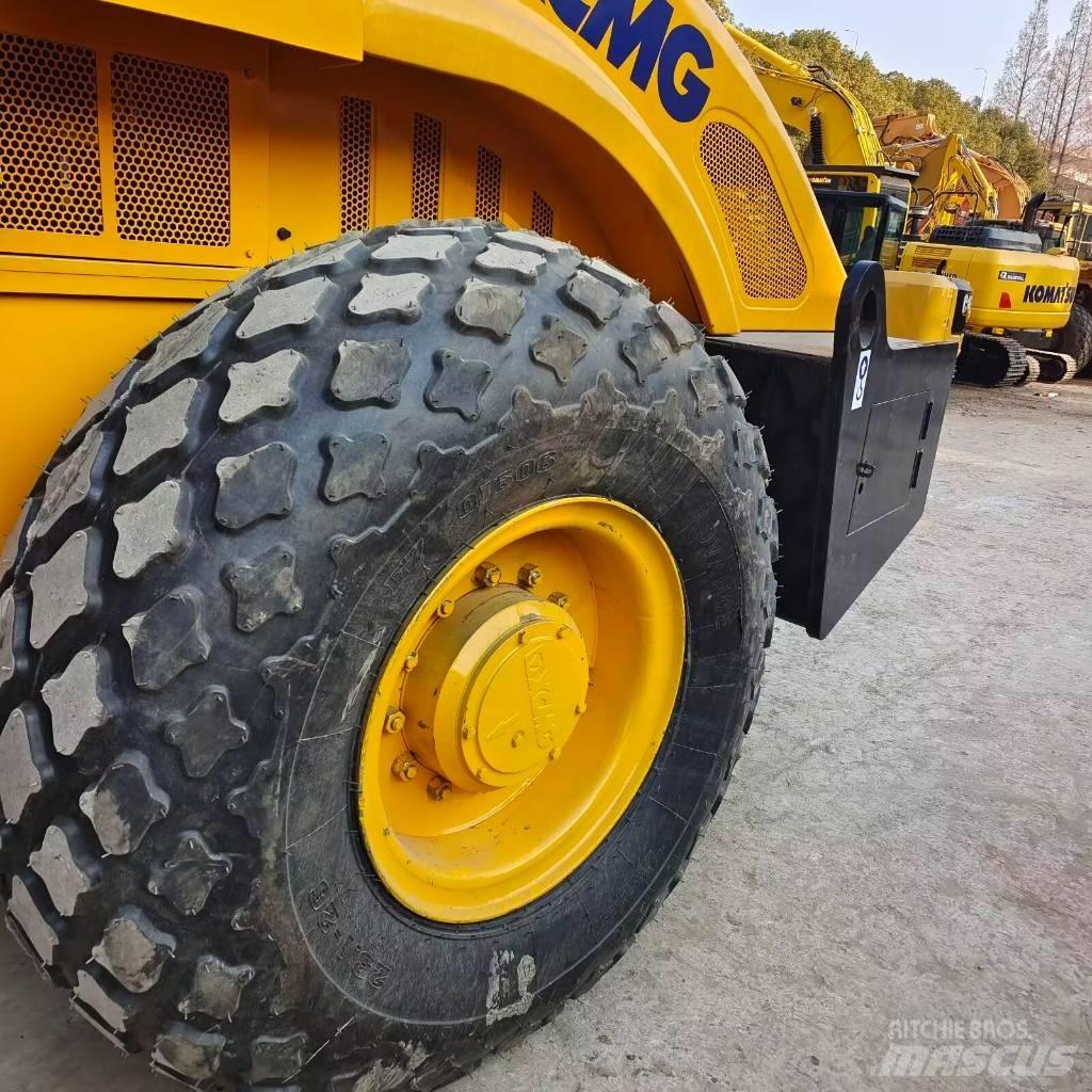 XCMG XS 142 J Enkelt tromle