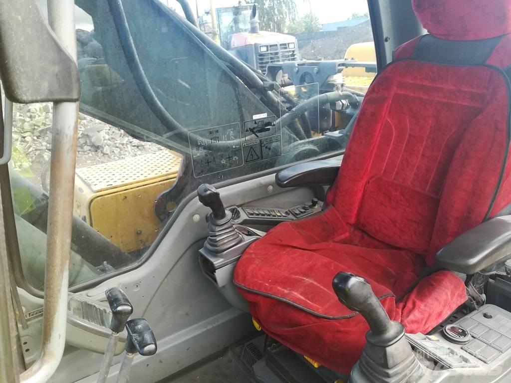 Volvo EC 290 B LC Gravemaskiner på larvebånd