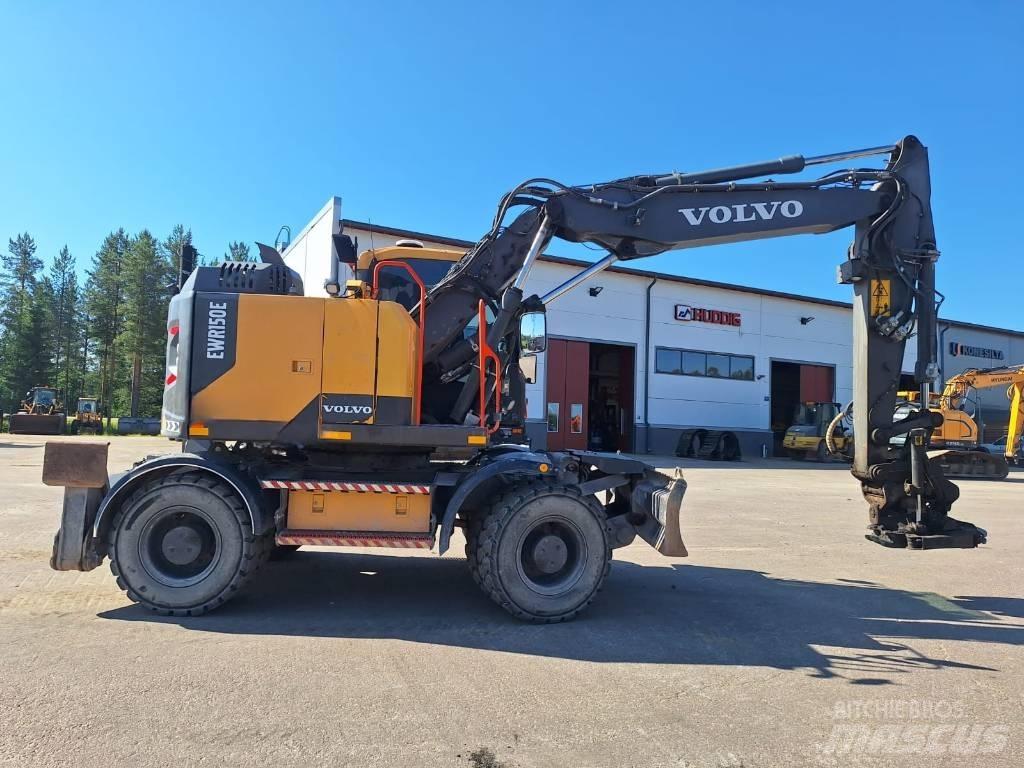 Volvo EWR 150 E Gravemaskiner på hjul