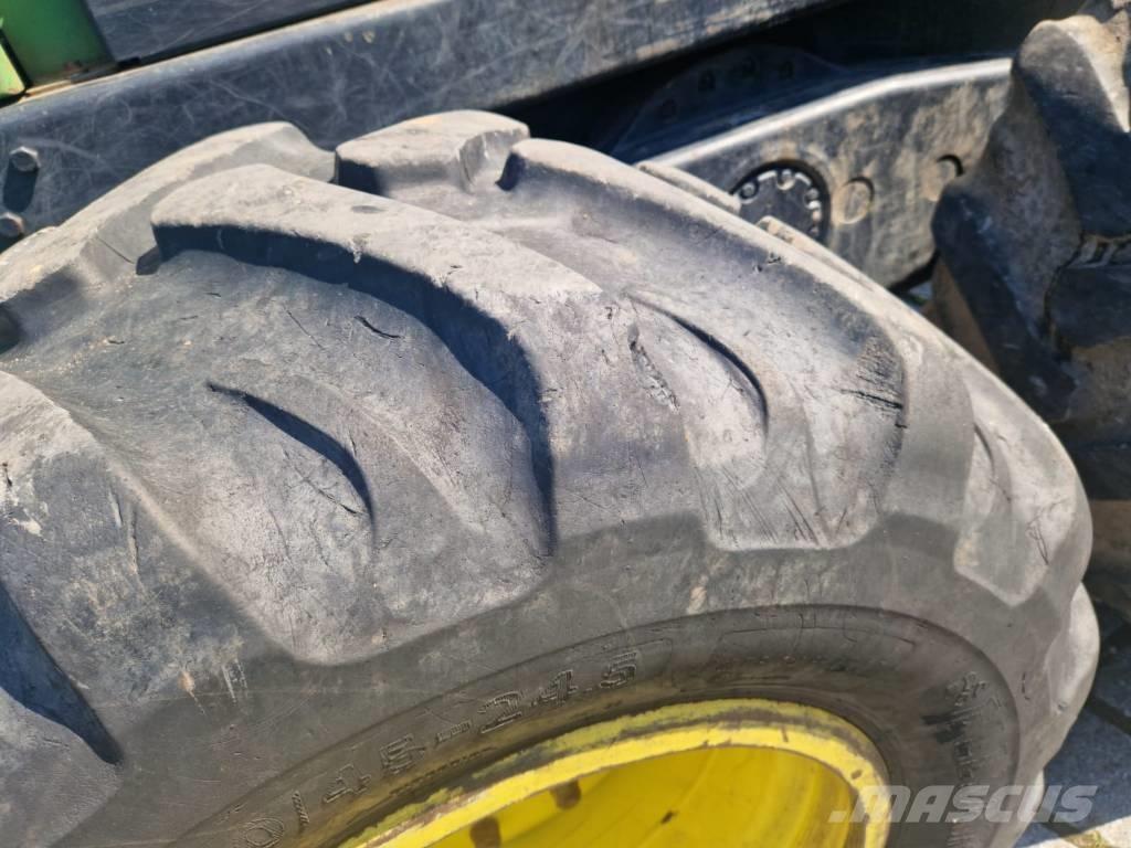 John Deere 1010 E Udkørselsmaskiner