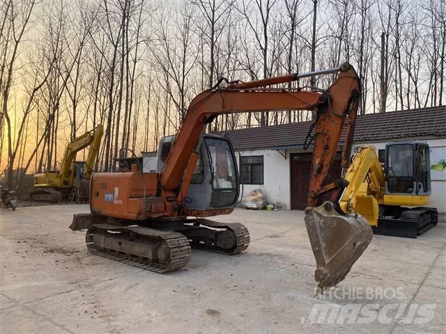 Hitachi EX 60-5 Gravemaskiner på larvebånd
