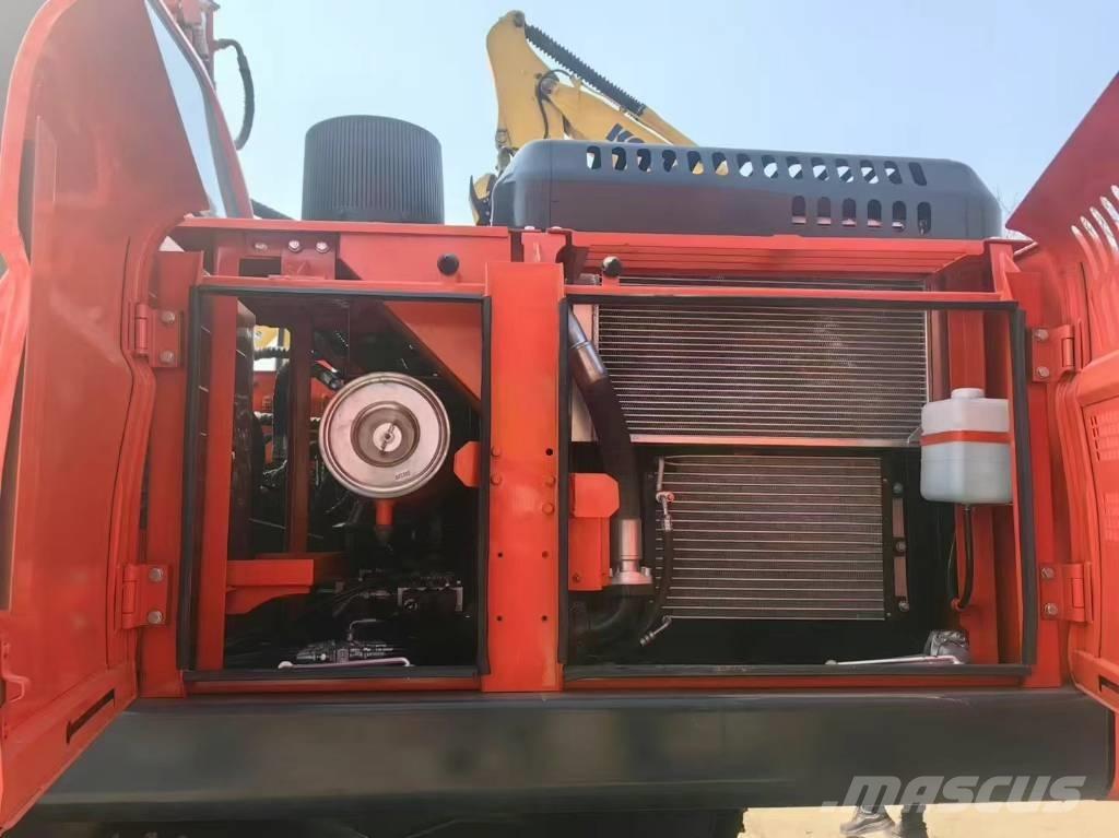 Doosan 225LC-9C Gravemaskiner på larvebånd