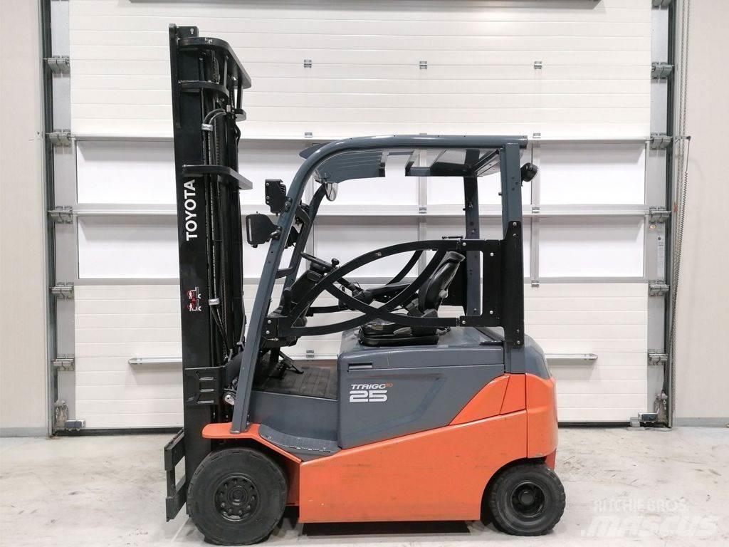 Toyota 8FBMKT25 El gaffeltrucks