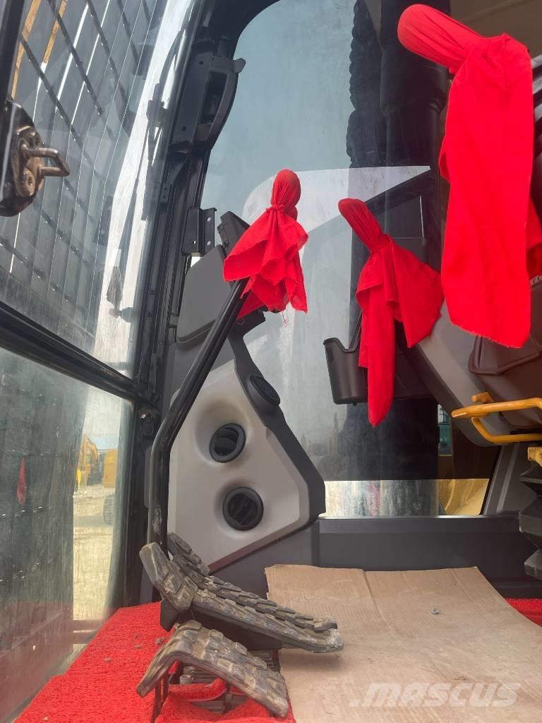 CAT 323GC Gravemaskiner på larvebånd