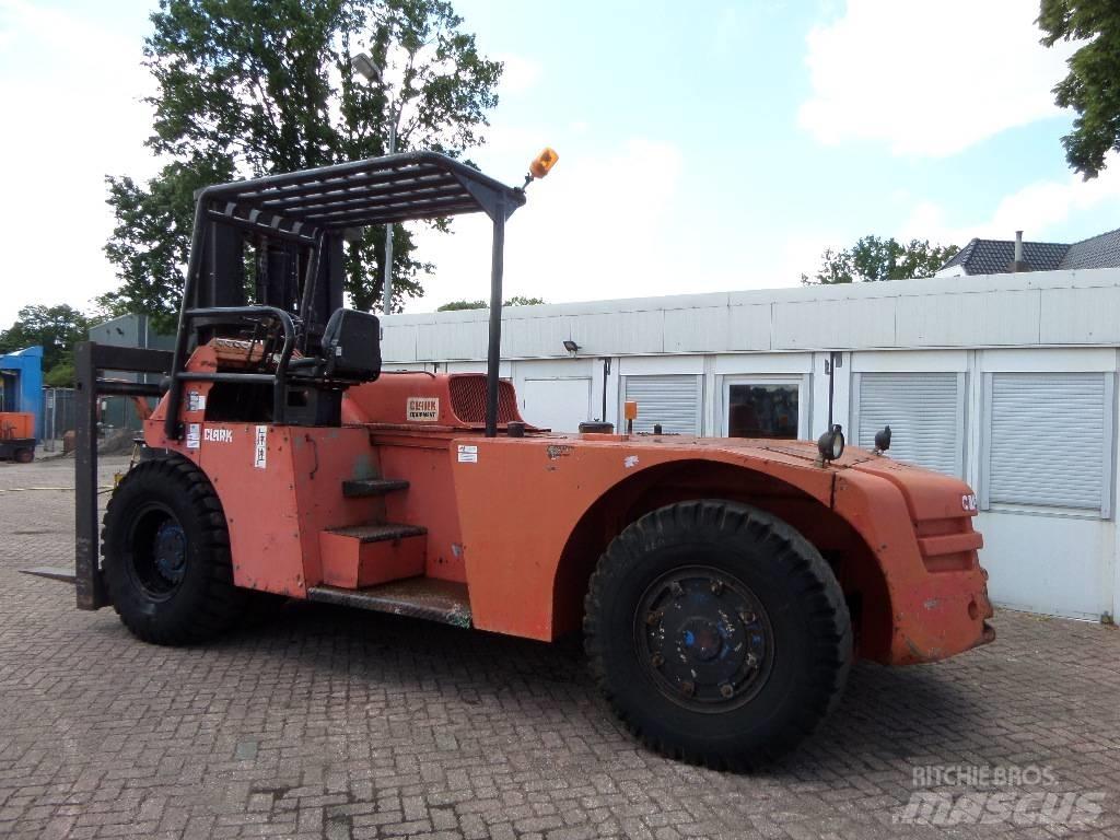 Clark CY450BD Diesel gaffeltrucks