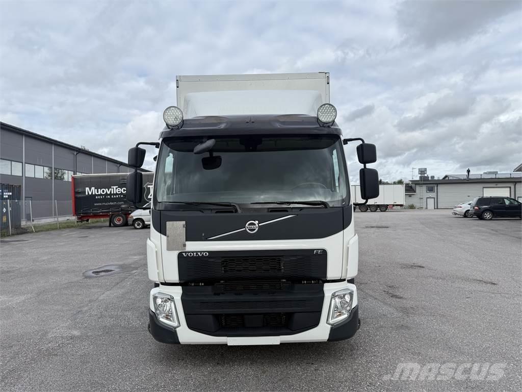Volvo FE320 4x2 Fast kasse
