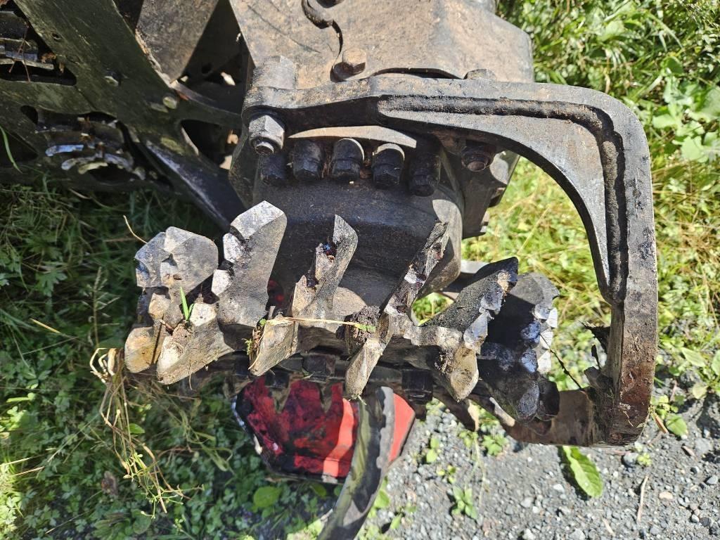 Komatsu 951 Skovningsmaskiner