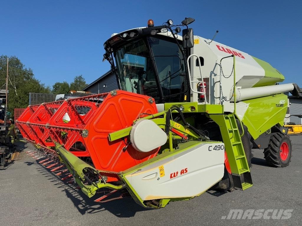 CLAAS Tucano 420 Mejetærskere