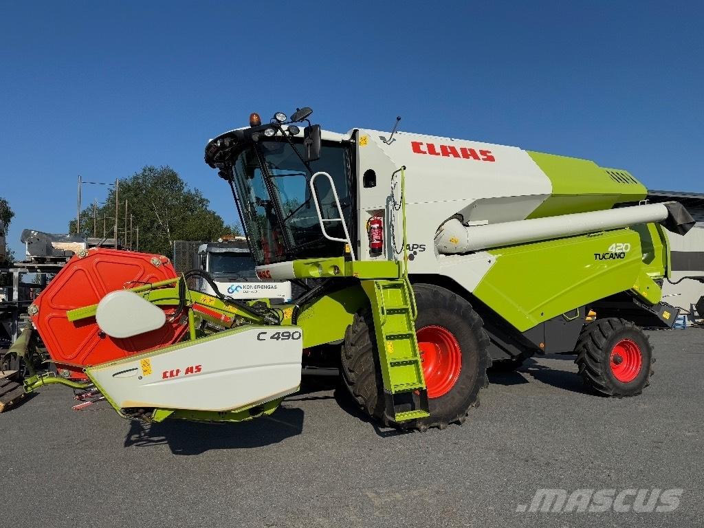 CLAAS Tucano 420 Mejetærskere
