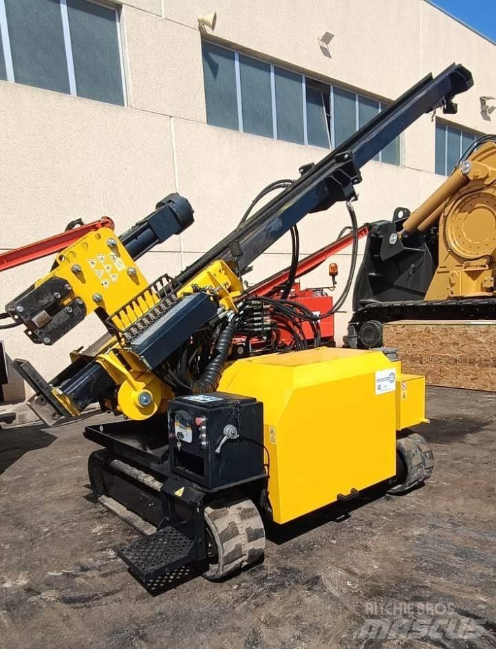  MGI Tonker 830 Hydrauliske vibratorer