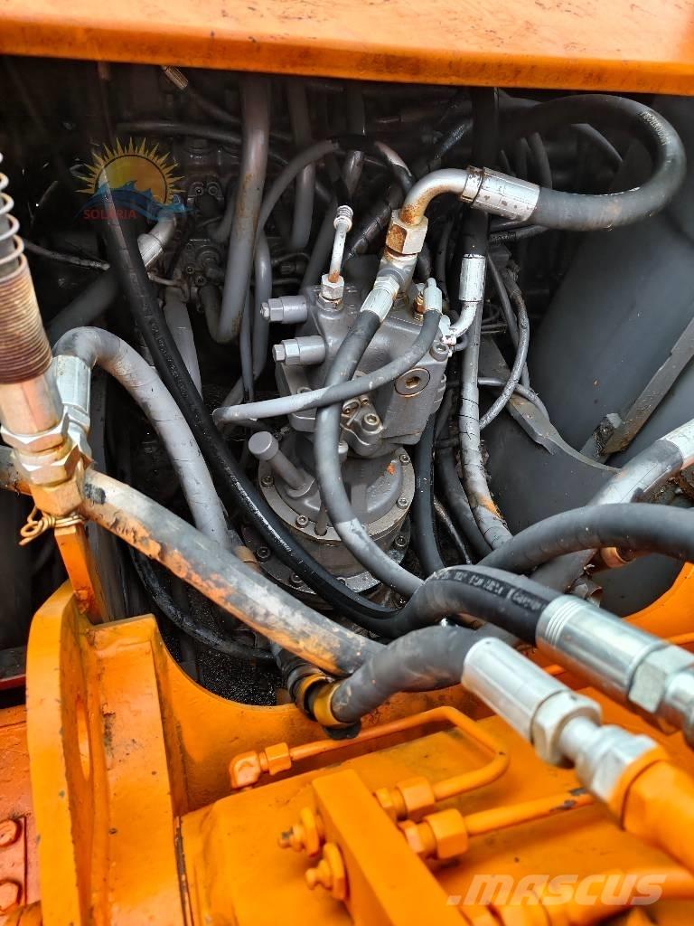 Hitachi EX 100 W D Gravemaskiner på hjul