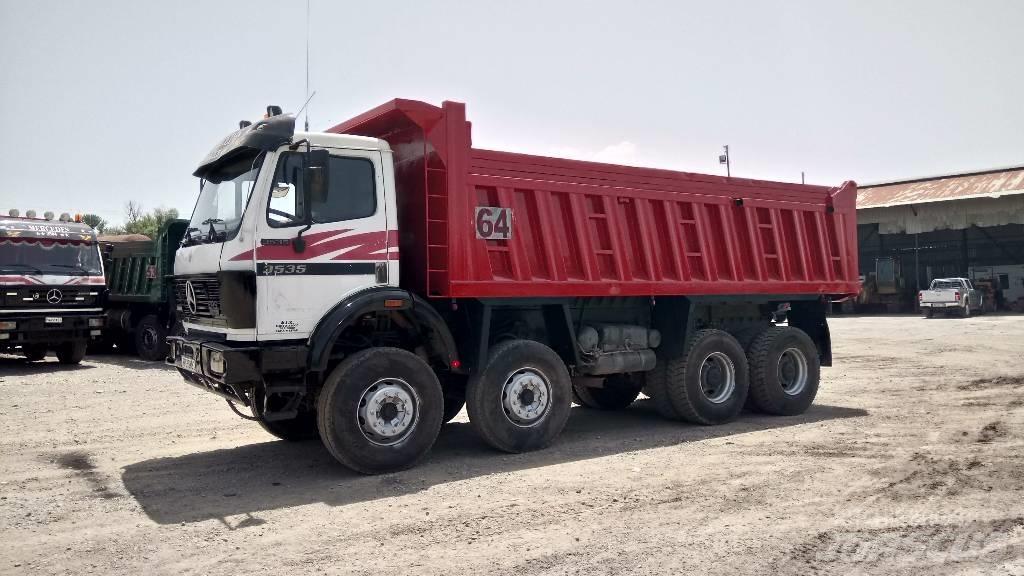 Mercedes-Benz 3535 Lastbiler med tip