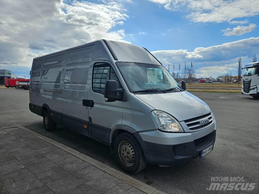 Iveco Daily 35S18 Varevogne