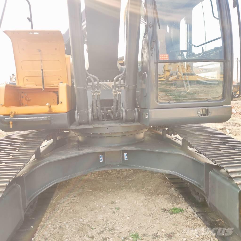 Hyundai R220LC-9S Gravemaskiner på larvebånd