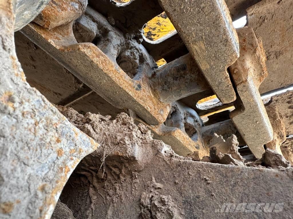 JCB JS 200 LC Gravemaskiner på larvebånd