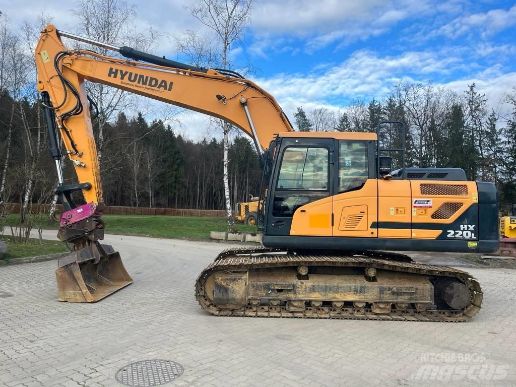 Hyundai HX 220 L Gravemaskiner på larvebånd