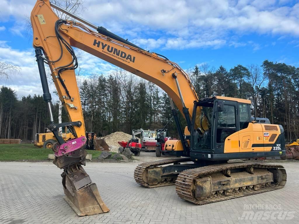 Hyundai HX 220 L Gravemaskiner på larvebånd