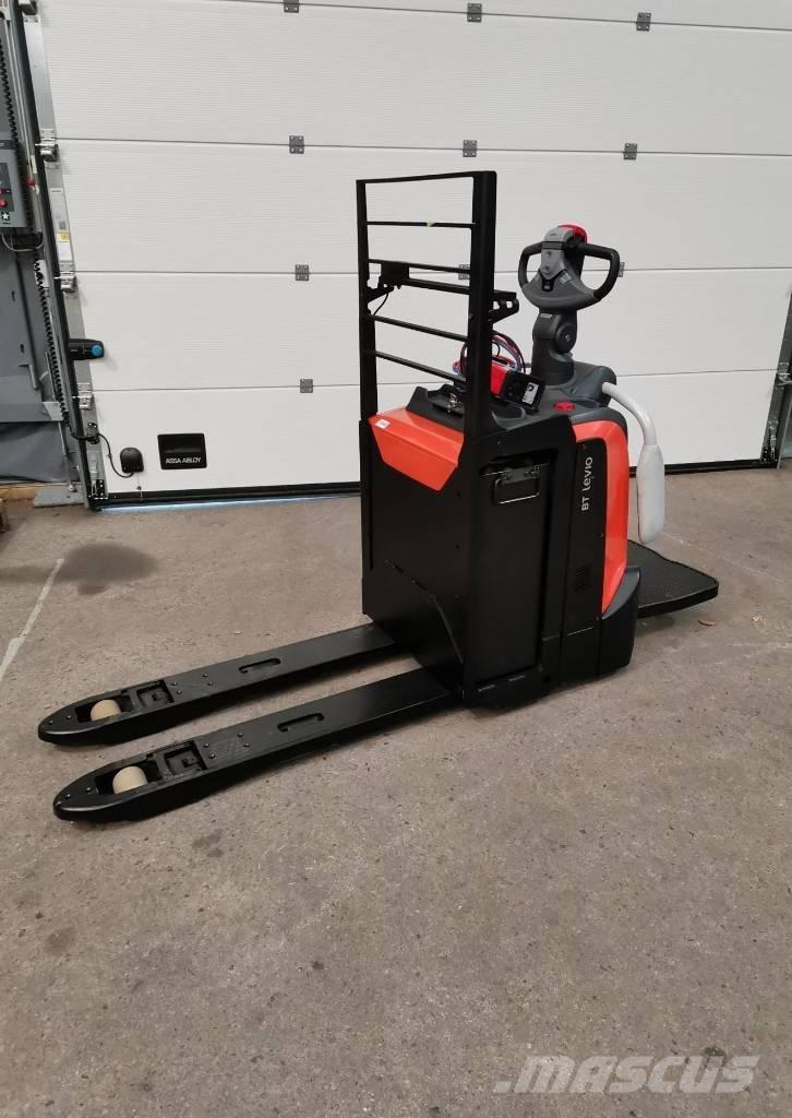 Toyota LPE220 El-palleløftere med platform
