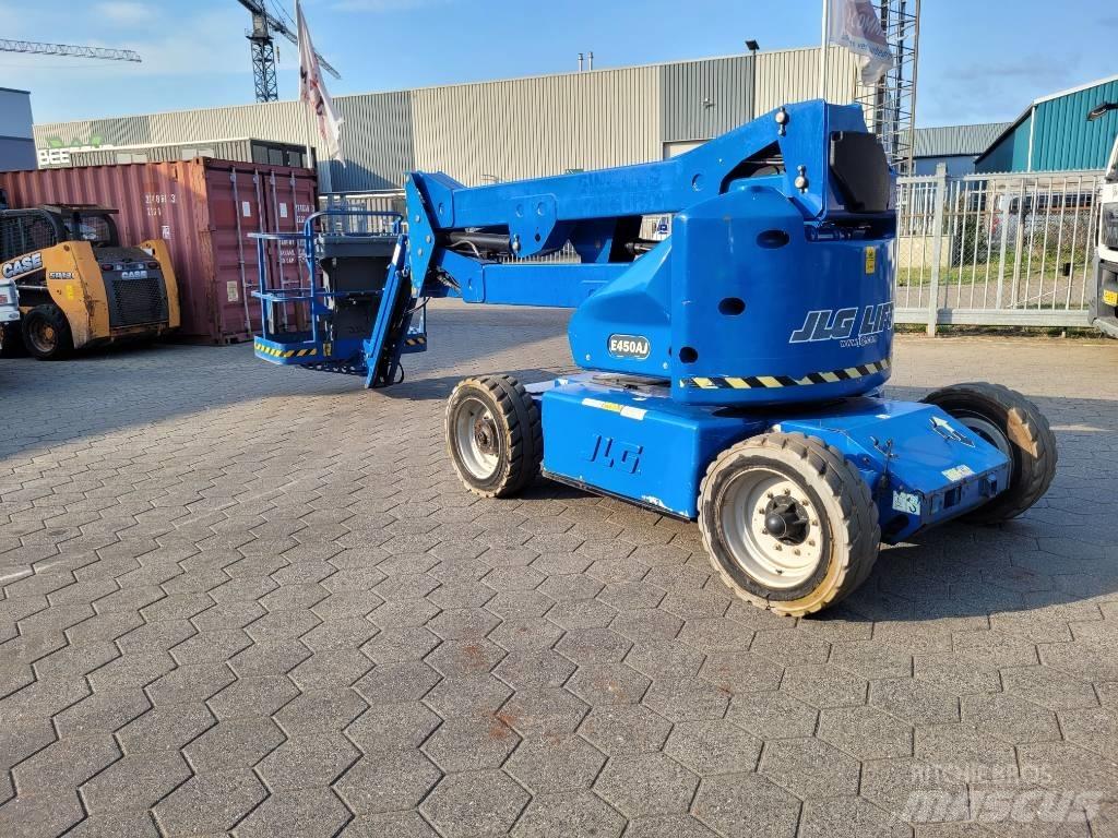 JLG E 450 AJ Bomlifte med knækarm