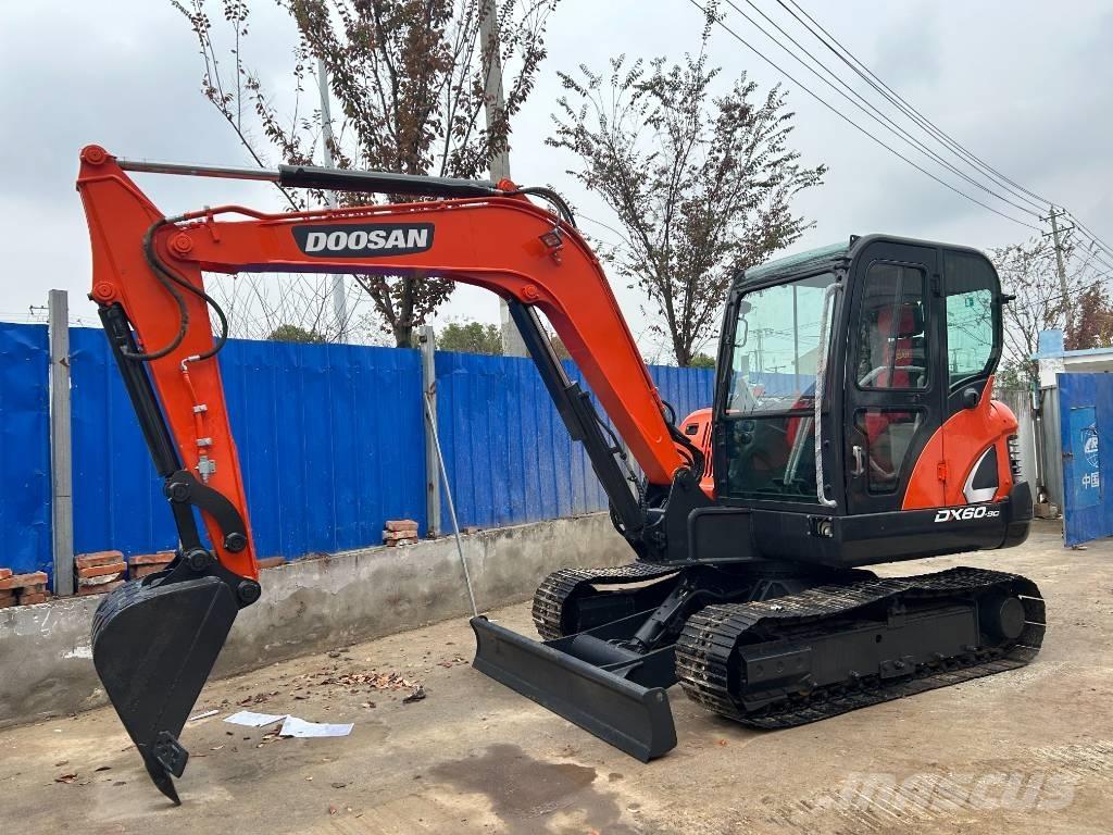 Doosan DX 60 Minigravemaskiner