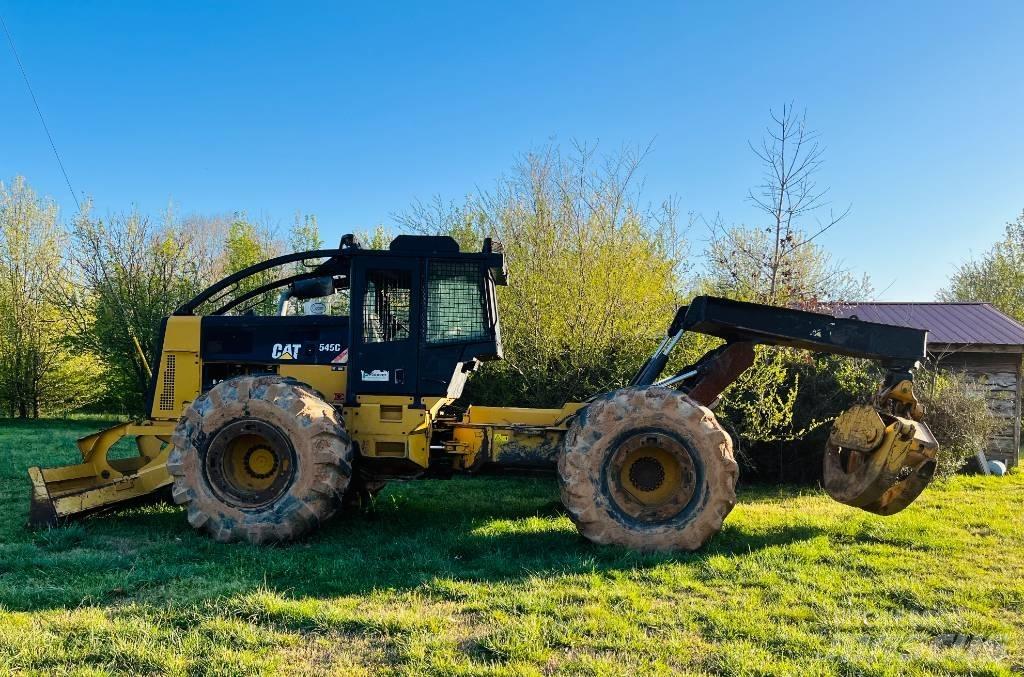 CAT 545 C Udslæbningstraktorer