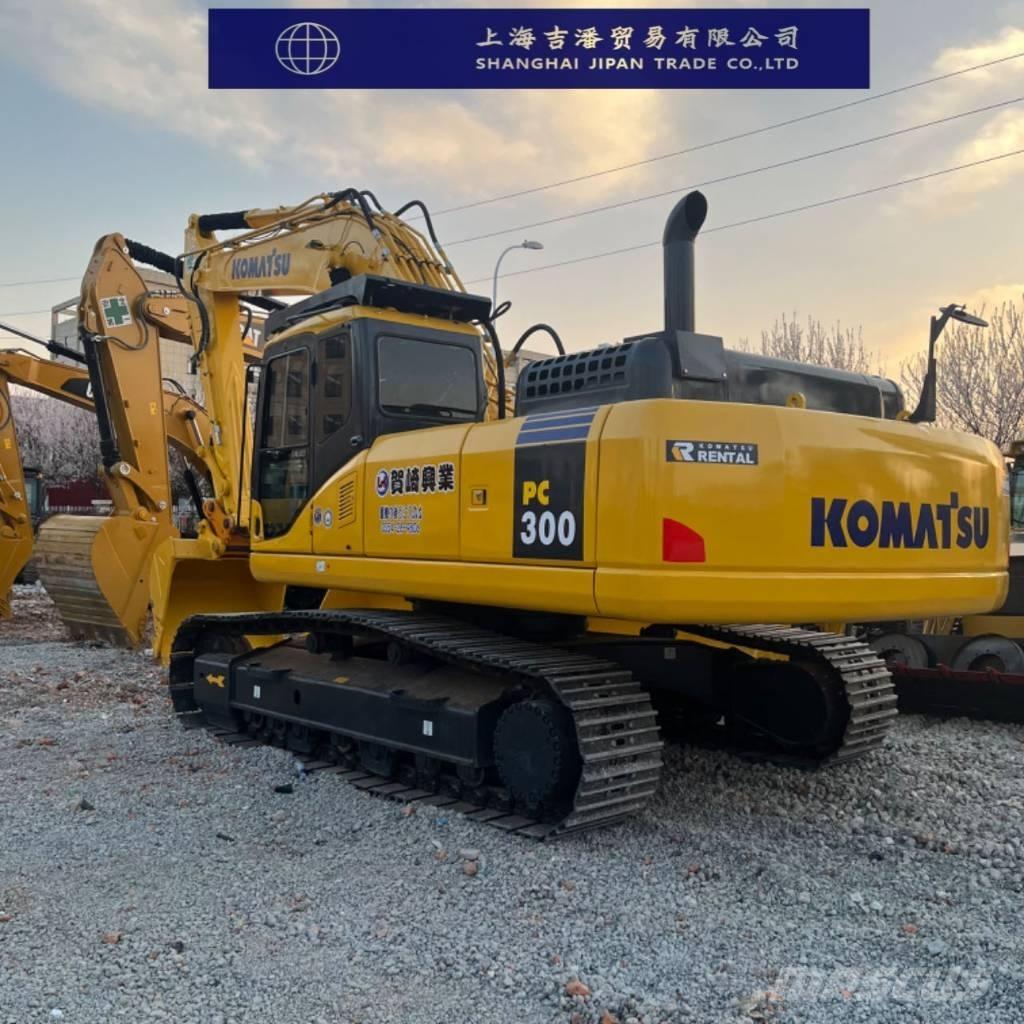 Komatsu PC 300 Gravemaskiner på larvebånd