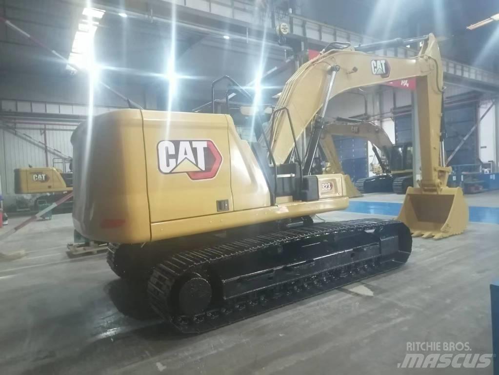 CAT 323 Gravemaskiner på larvebånd