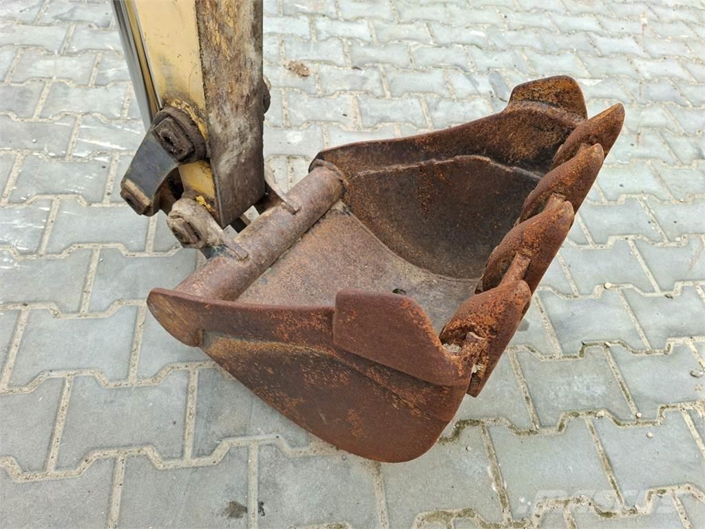 Yanmar B-22 Entreprenør - Andet