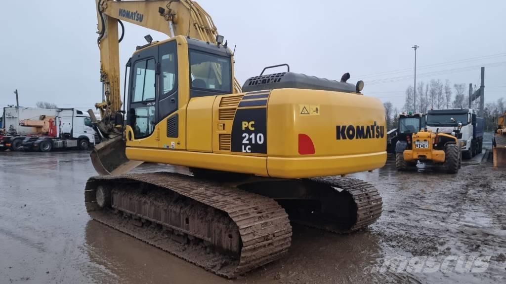 Komatsu PC 210-8 Gravemaskiner på larvebånd