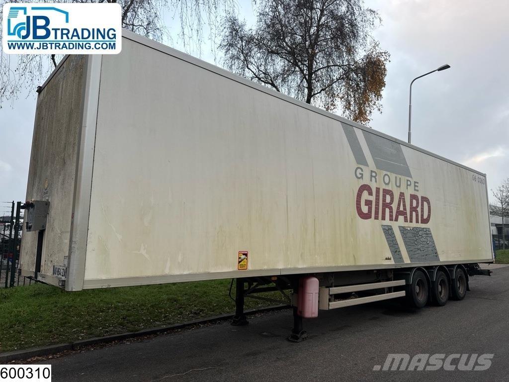 Samro gesloten bak Semi-trailer med fast kasse