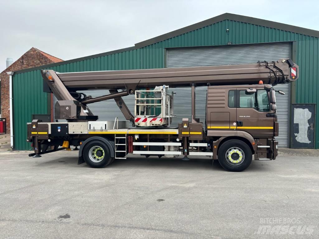 Ruthmann T380 Lastbilmonterede lifte