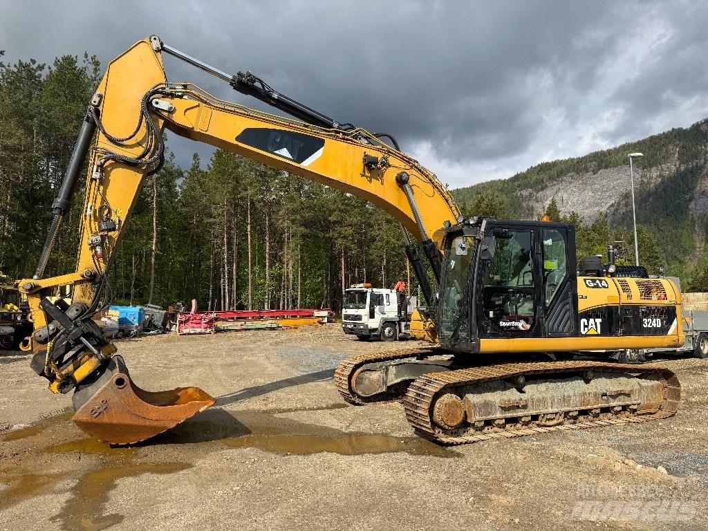 CAT 324 D L Gravemaskiner på larvebånd