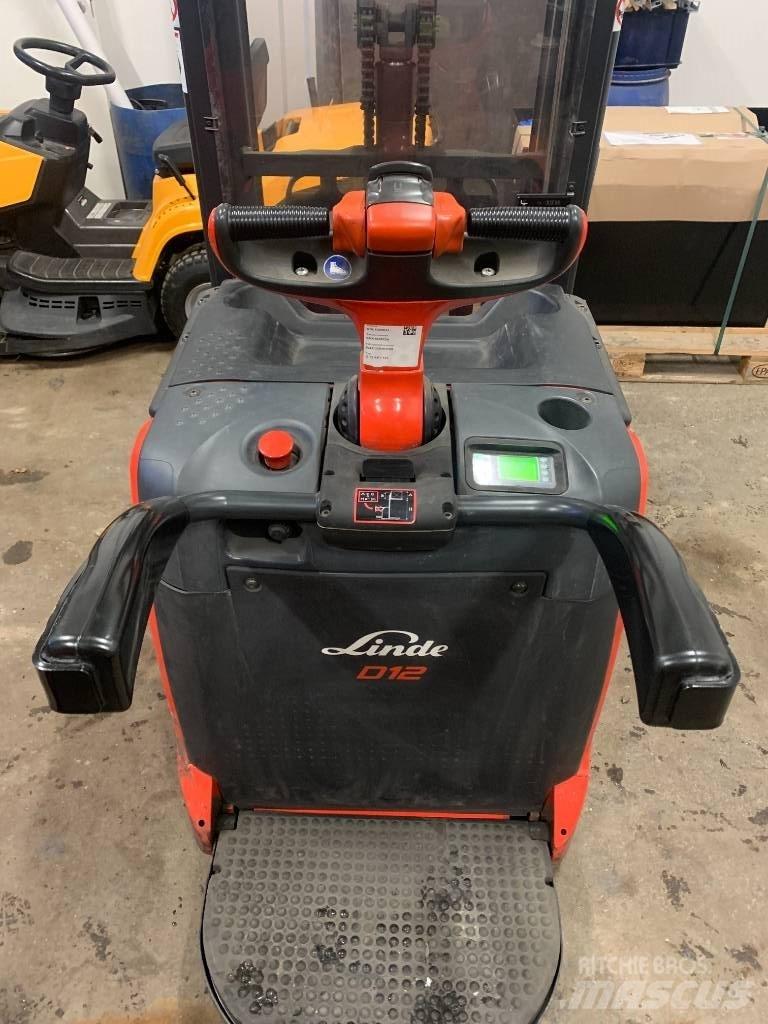 Linde D 12AP Selvkørende stablere